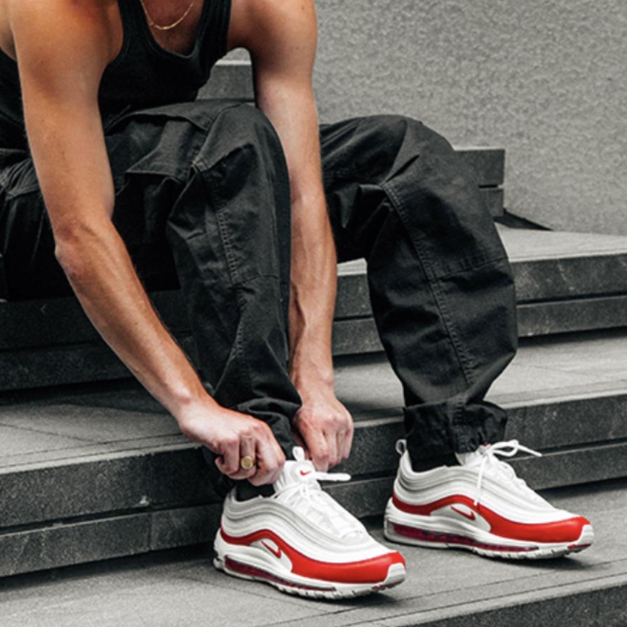 mens red and white nike trainers