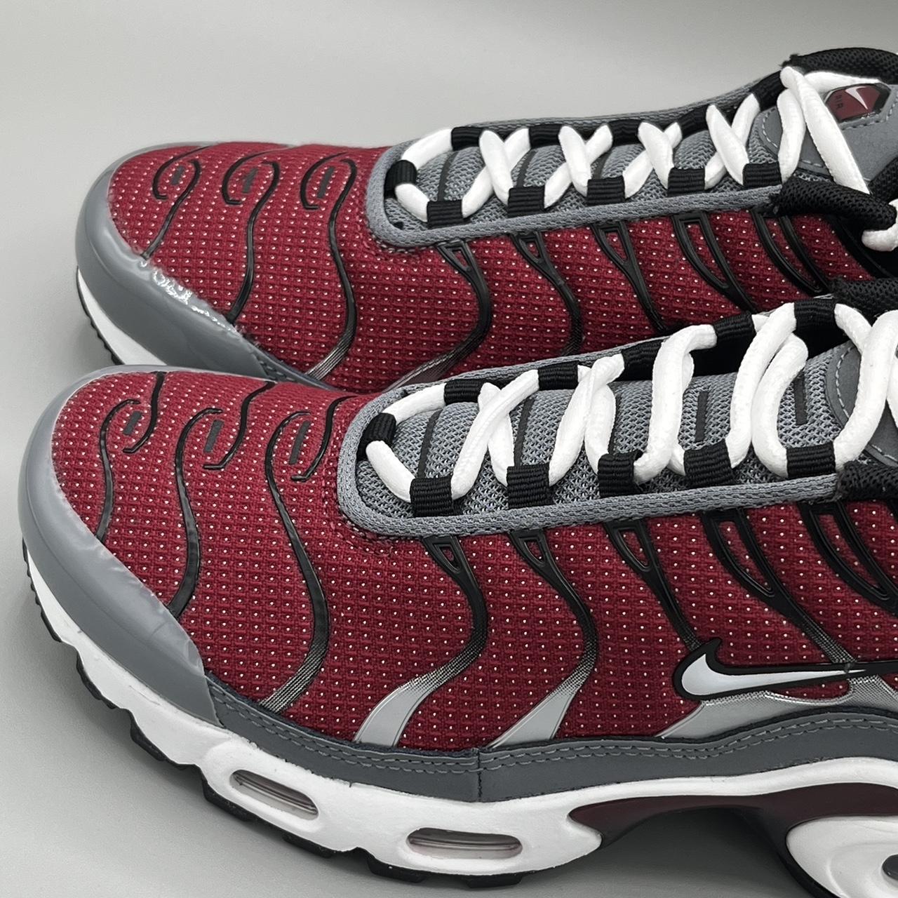 Air max plus tn hotsell ultra burgundy