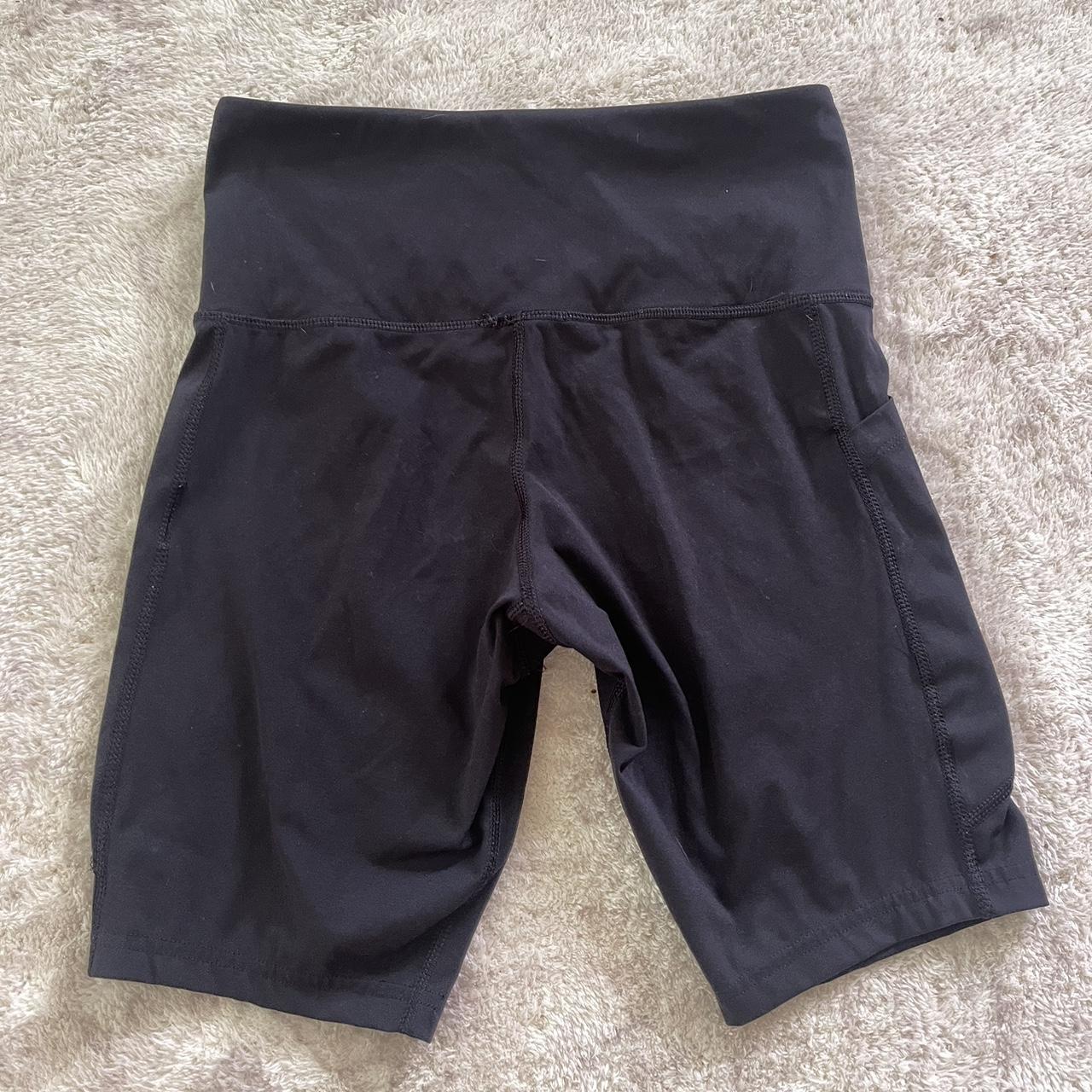 2XU Bike pants - Depop