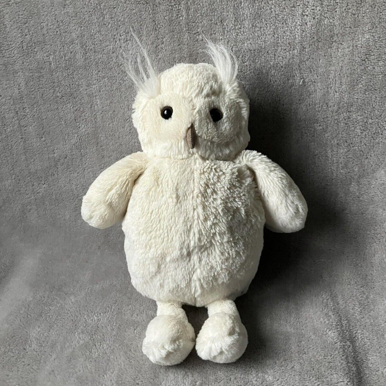 Retired Jellycat Medium Bashful Cream Snowy White... - Depop