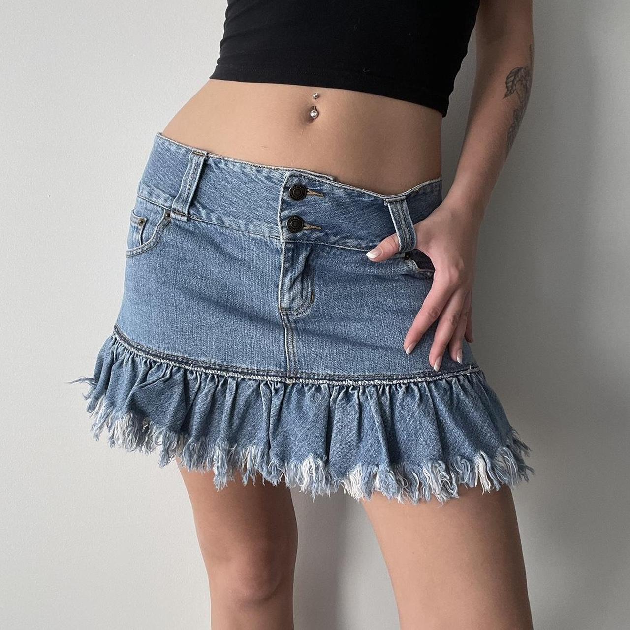 y2k low rise denim mini skirt pleated/frayed super | Depop