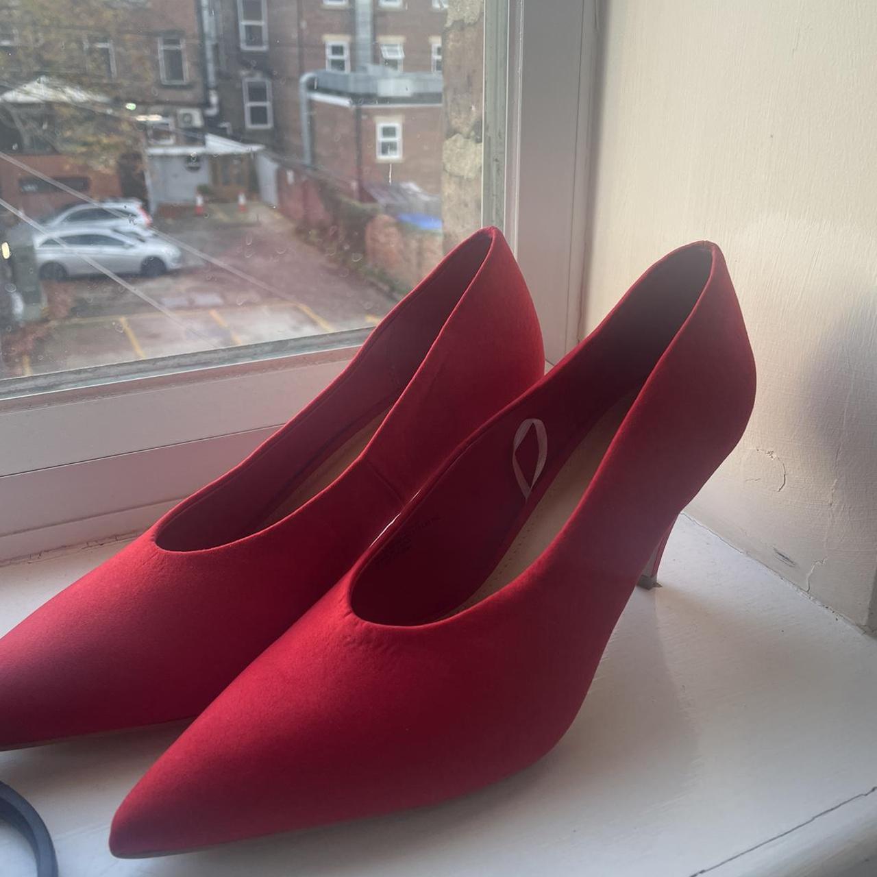 pointed front heels