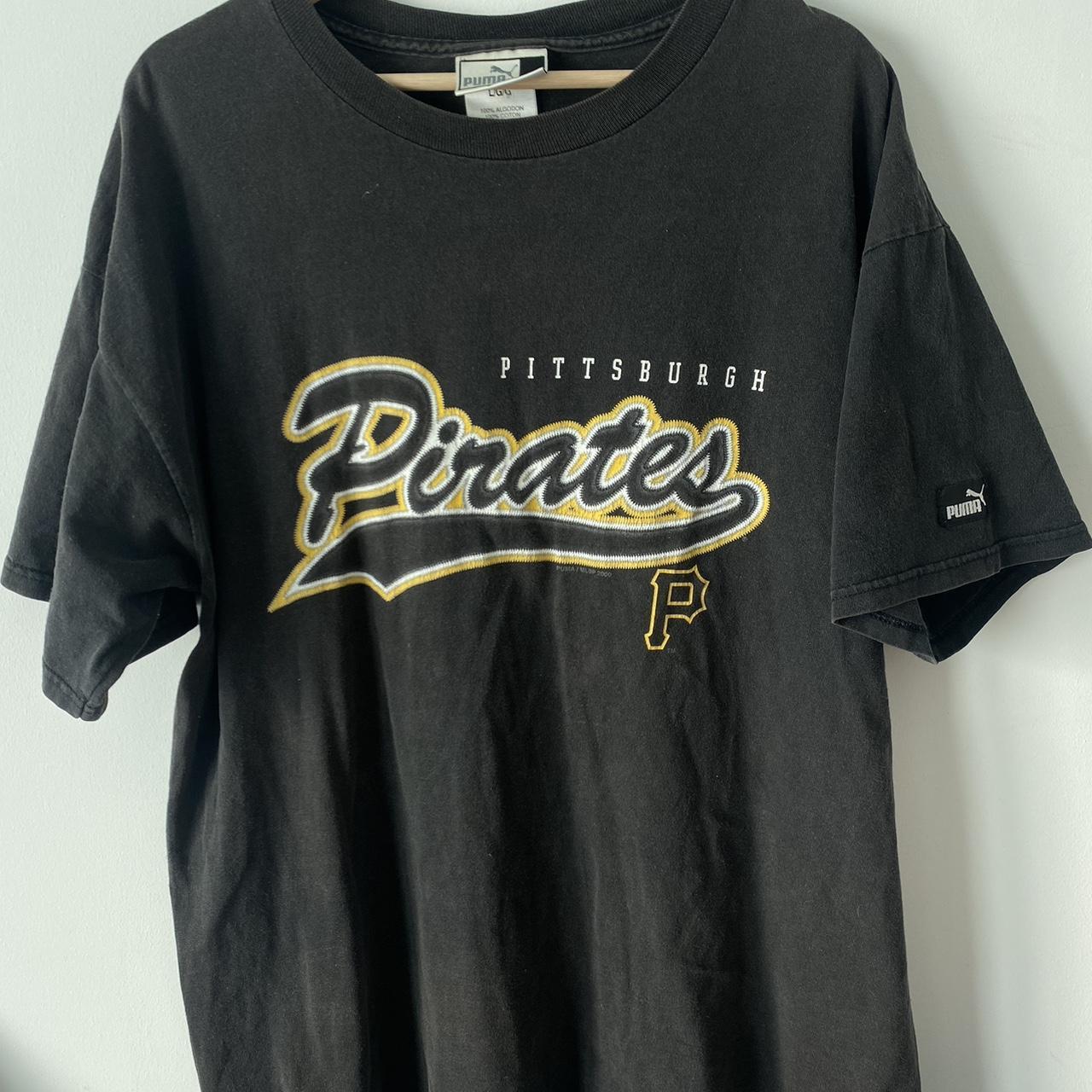 Pittsburgh Pirates over shirt Black /yellow Size - Depop