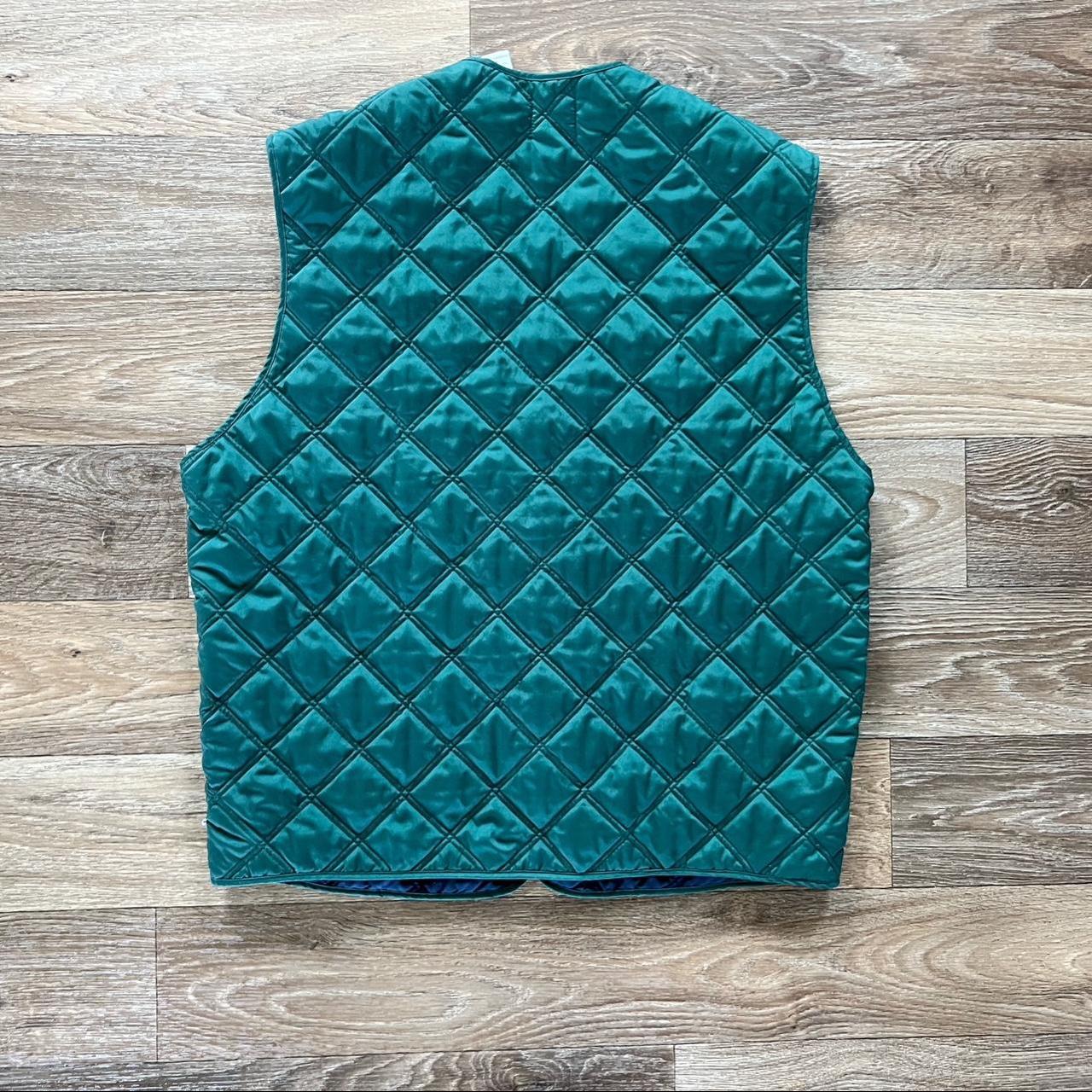 Vintage Bugle Boy diamond quilted hunter green vest!... Depop
