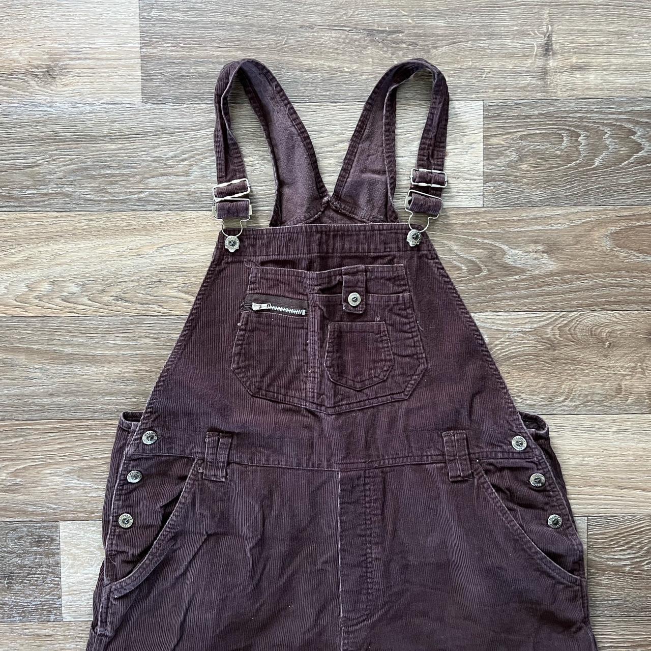 item listed by homesickvintage_