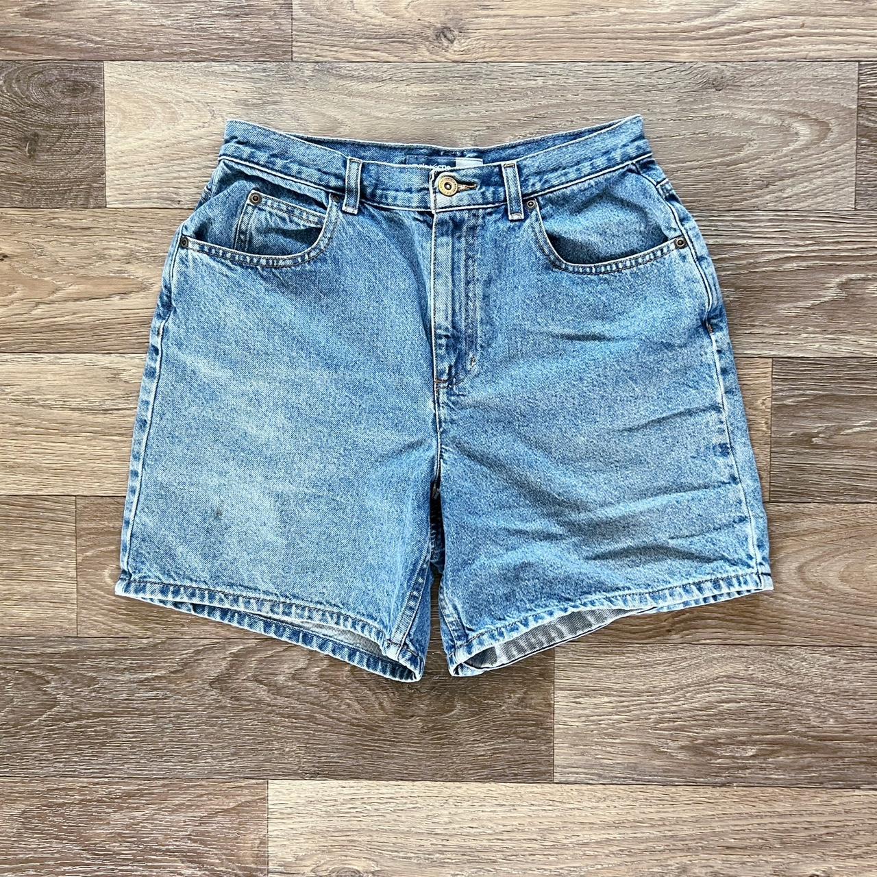 item listed by homesickvintage_