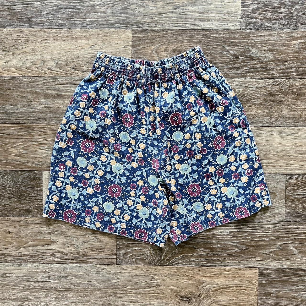 item listed by homesickvintage_