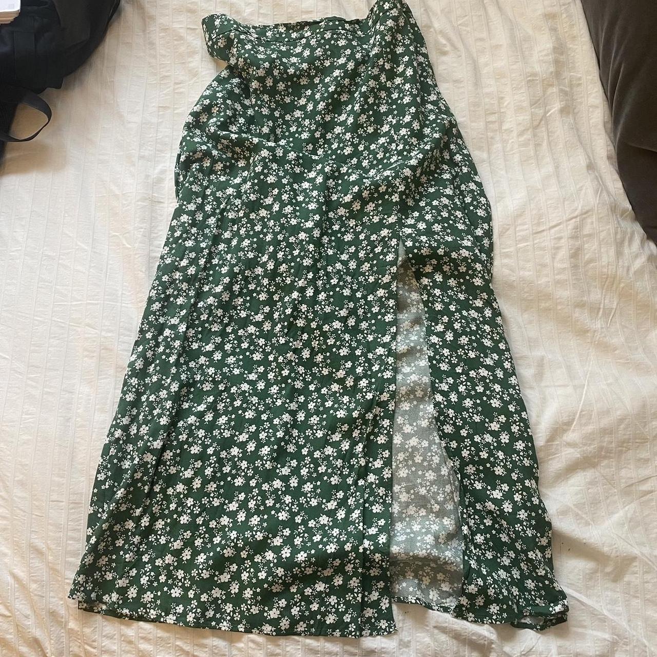 ASOS Women's Green and White Skirt | Depop