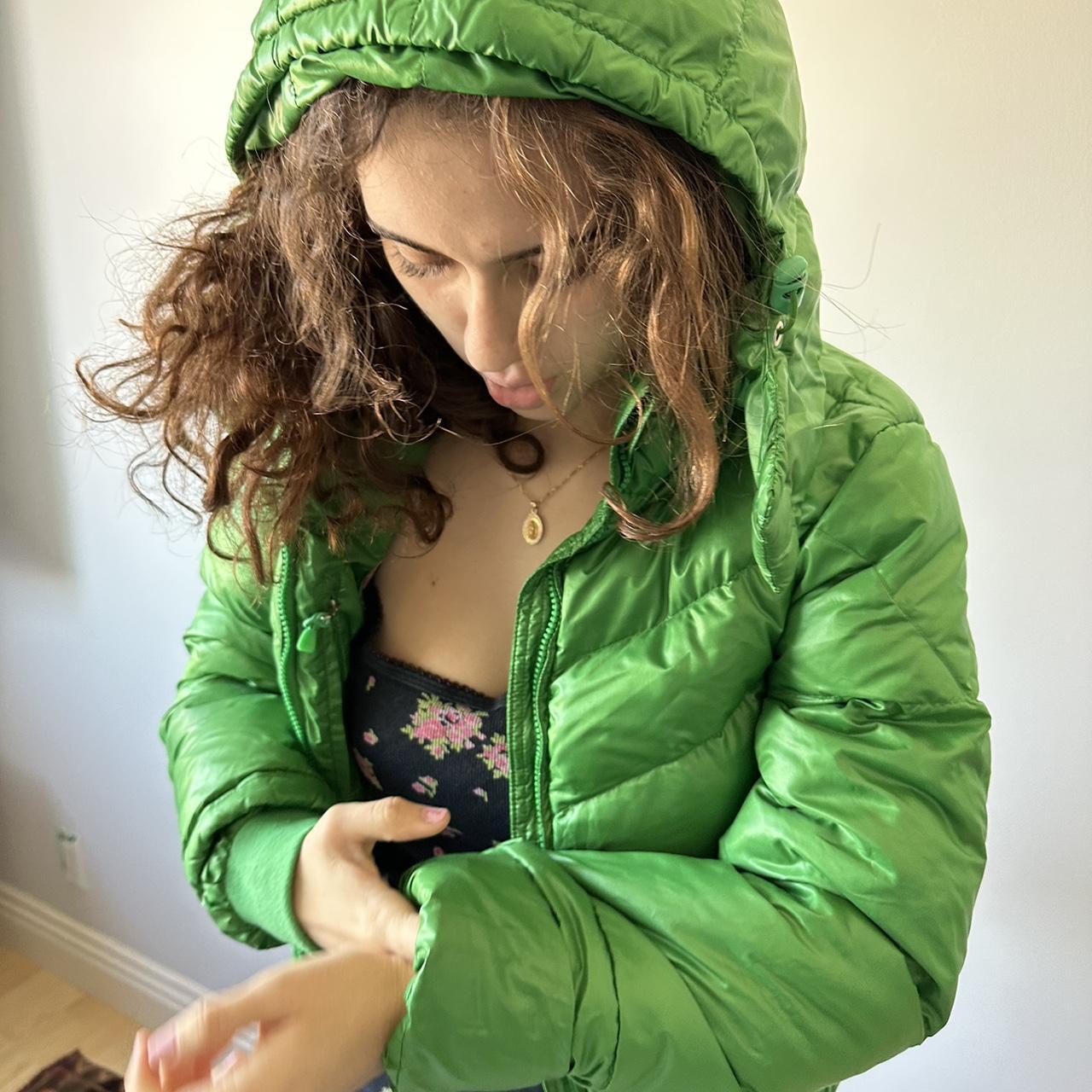 J Crew puffer jacket 🦷🗝️ Depop