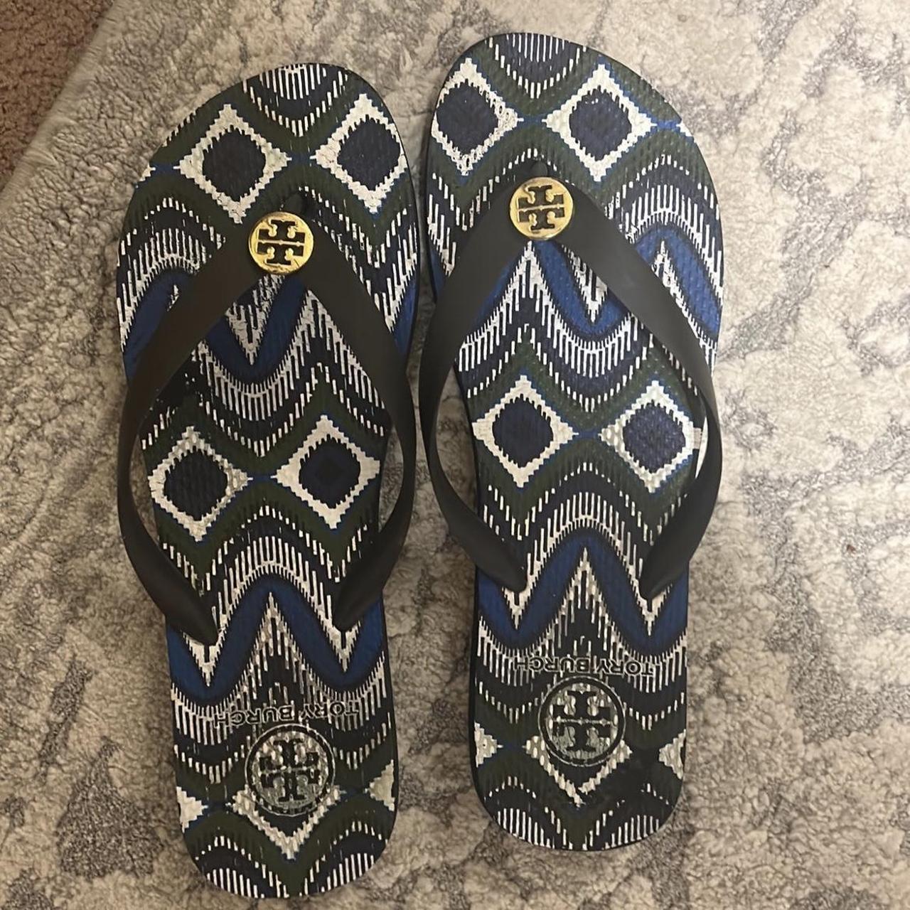 Tory Burch Women's Blue and Gold Flipflops | Depop