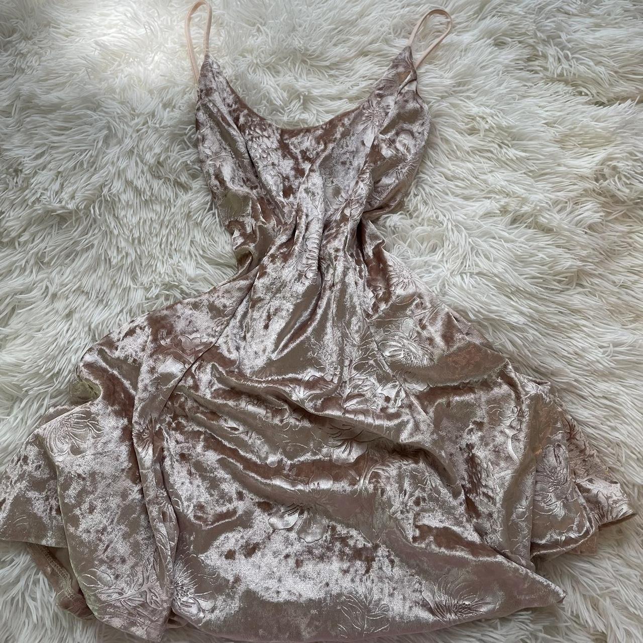 Lucy in the Sky Women's Gold Dress Depop