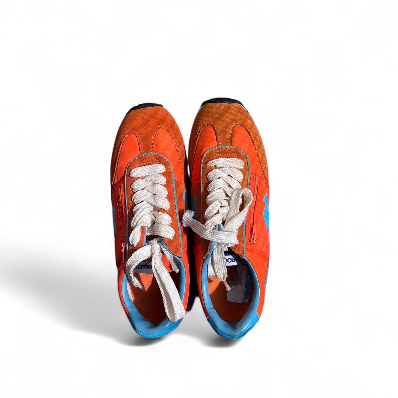 こちらはKangarooページです。 Orange and blue kangaROOS lace up sneakers with | Depop