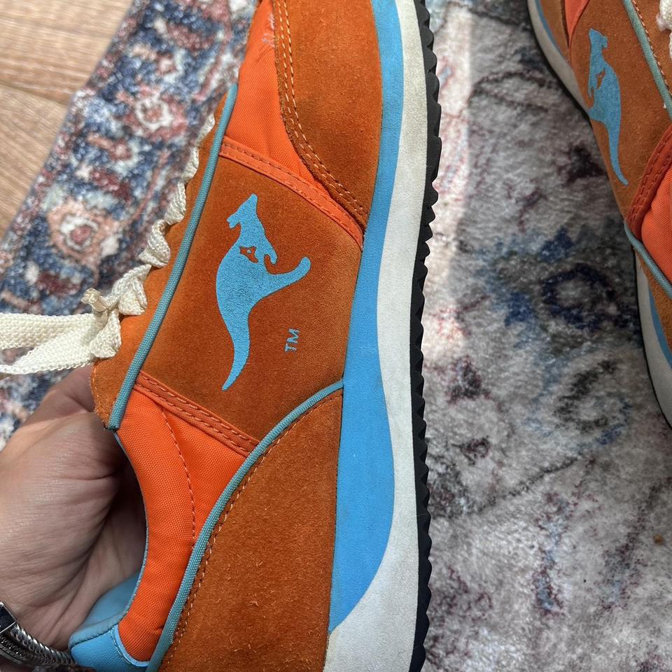 Kangaroo sneakers with zipper online