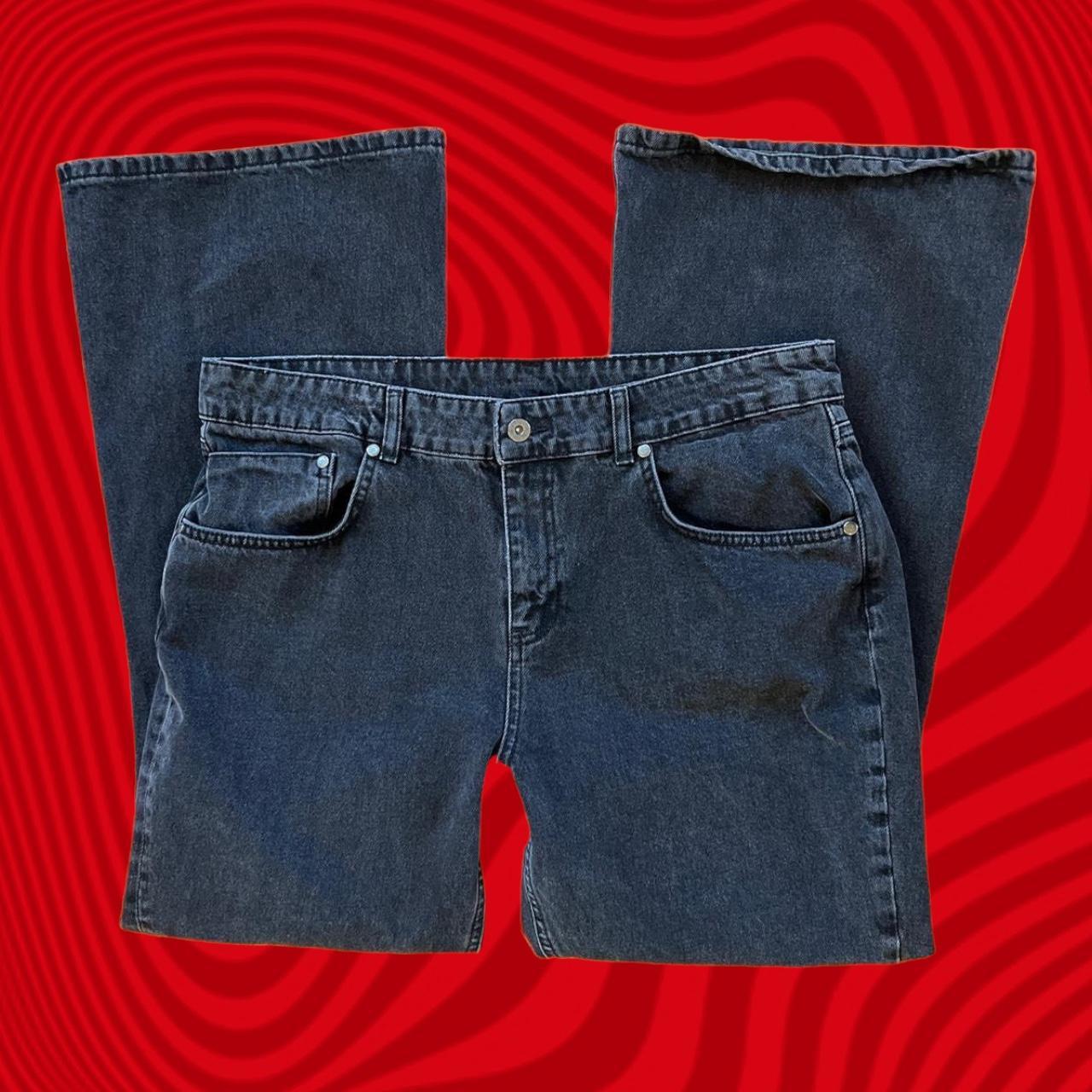 Product Image 1 - ✿Mid-rise wide-leg black denim jeans.
✿The