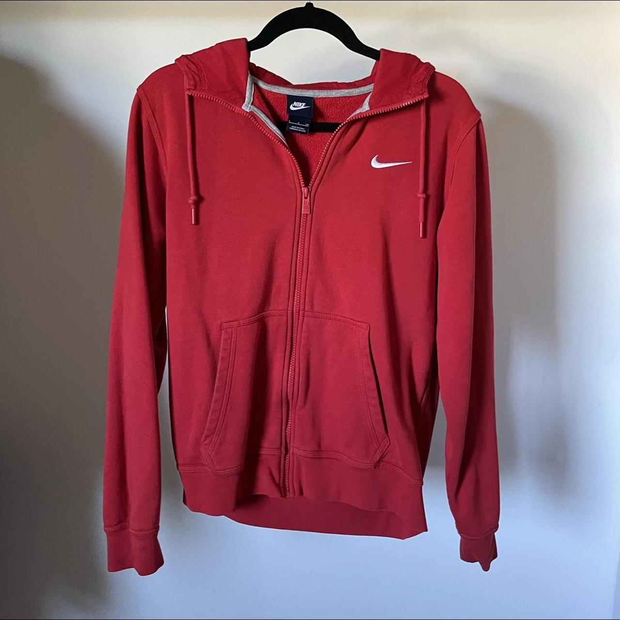 nike red sweater women's