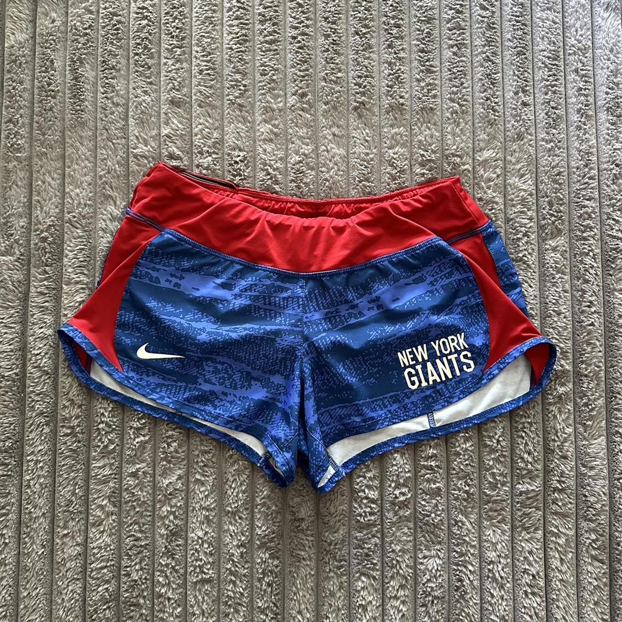 item listed by elianna_pal