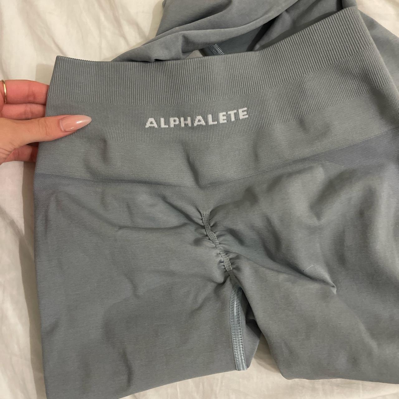 Alphalete amplify leggings , Sold out online , Size xs