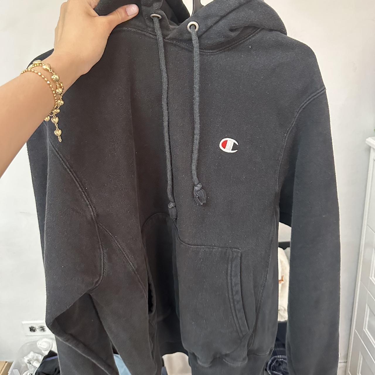 Champion Women's Black Hoodie | Depop