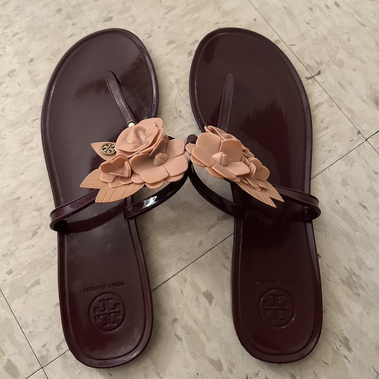 Pink tory discount burch jelly sandals