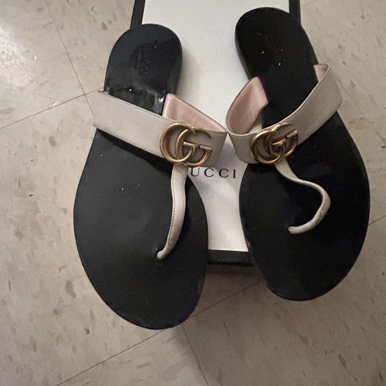 Wholesale gucci hot sale flip flops