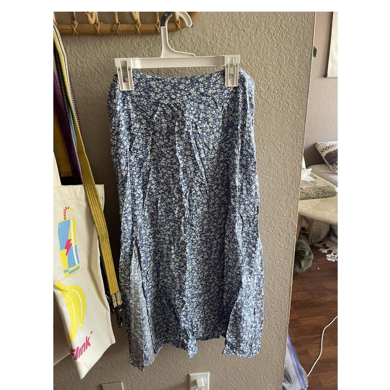 blue floral midi skirt not sure the brand since... - Depop