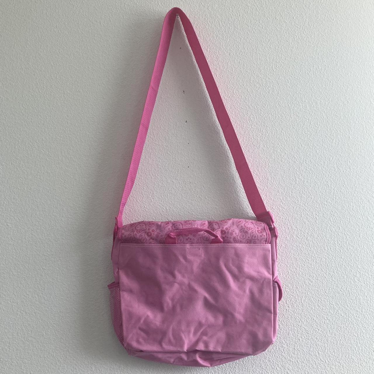 Hello Kitty messenger bag 💘 Super duper adorable - Depop