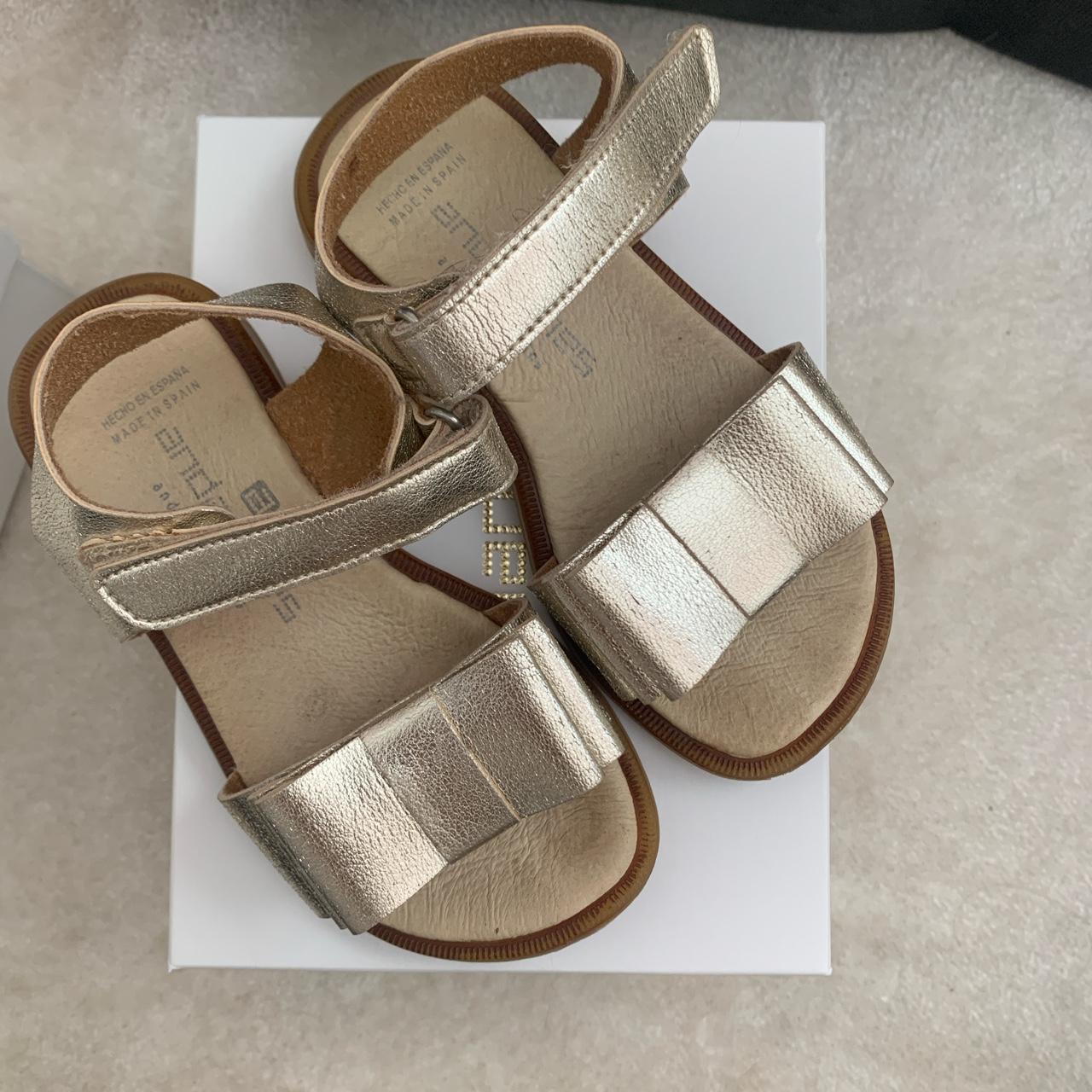 Girls andanines gold sandals size 24 - Depop