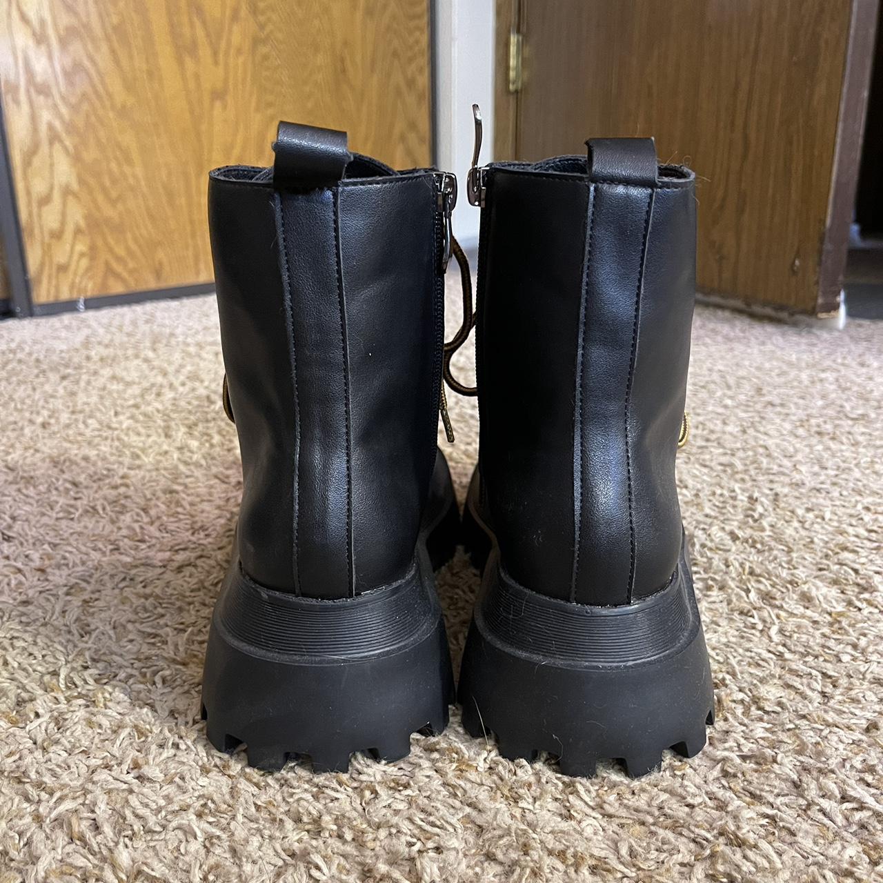 SHEIN Women's Black Boots Depop