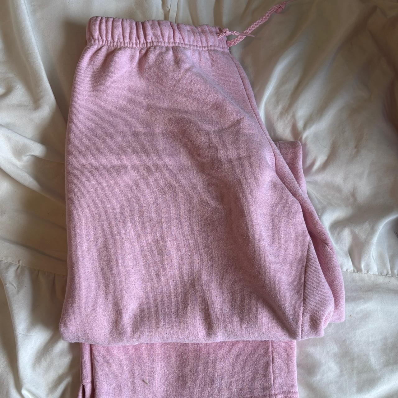 item listed by alliealliealliegirl