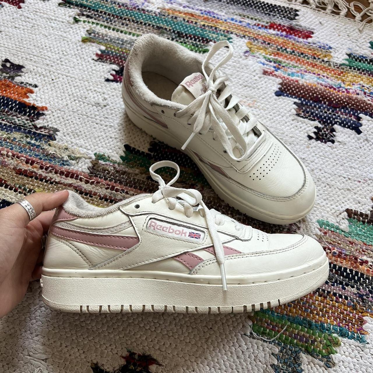 Reebok Women's Pink and White Trainers | Depop