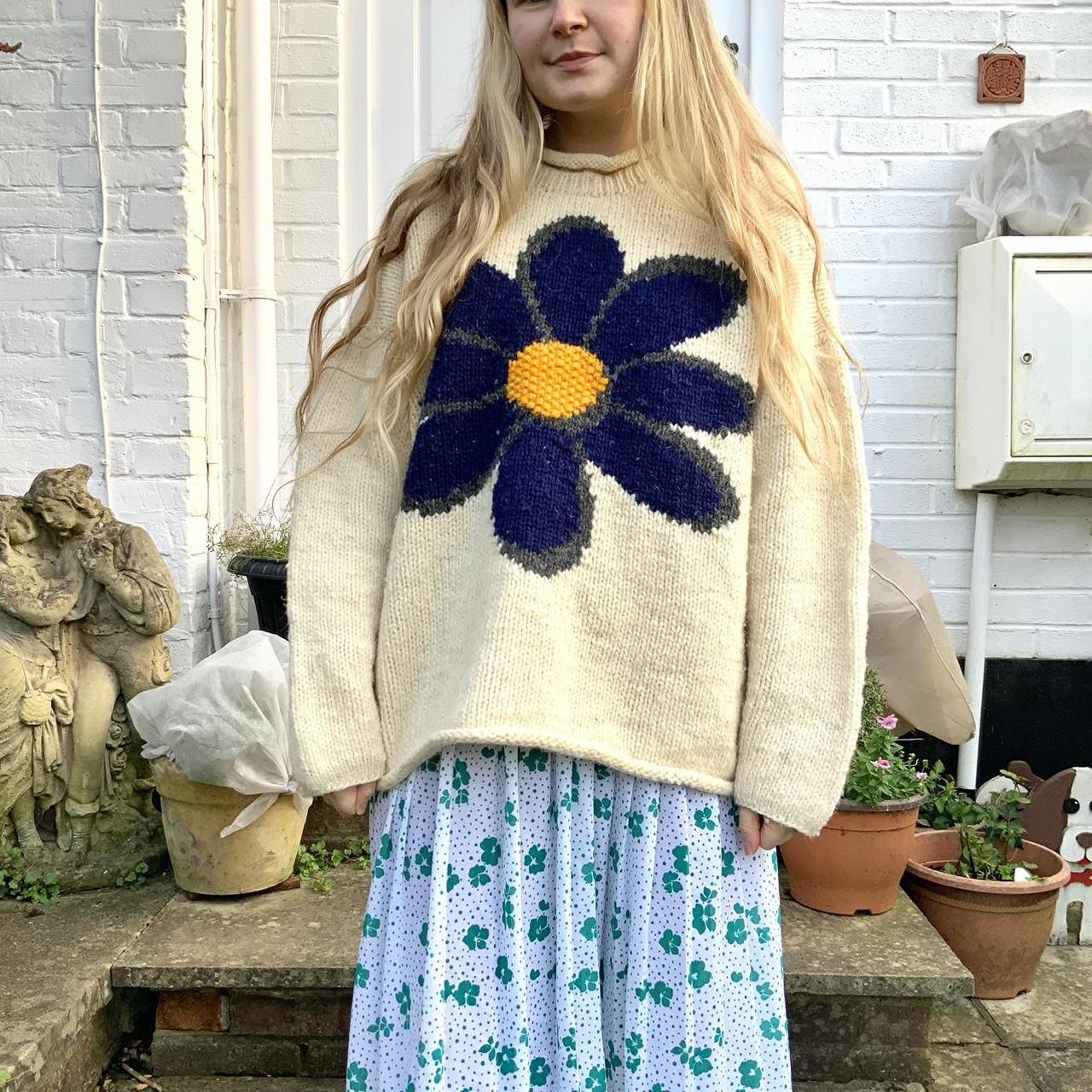 Vintage daisy jumper 🌼 A hand made floral knit made... - Depop