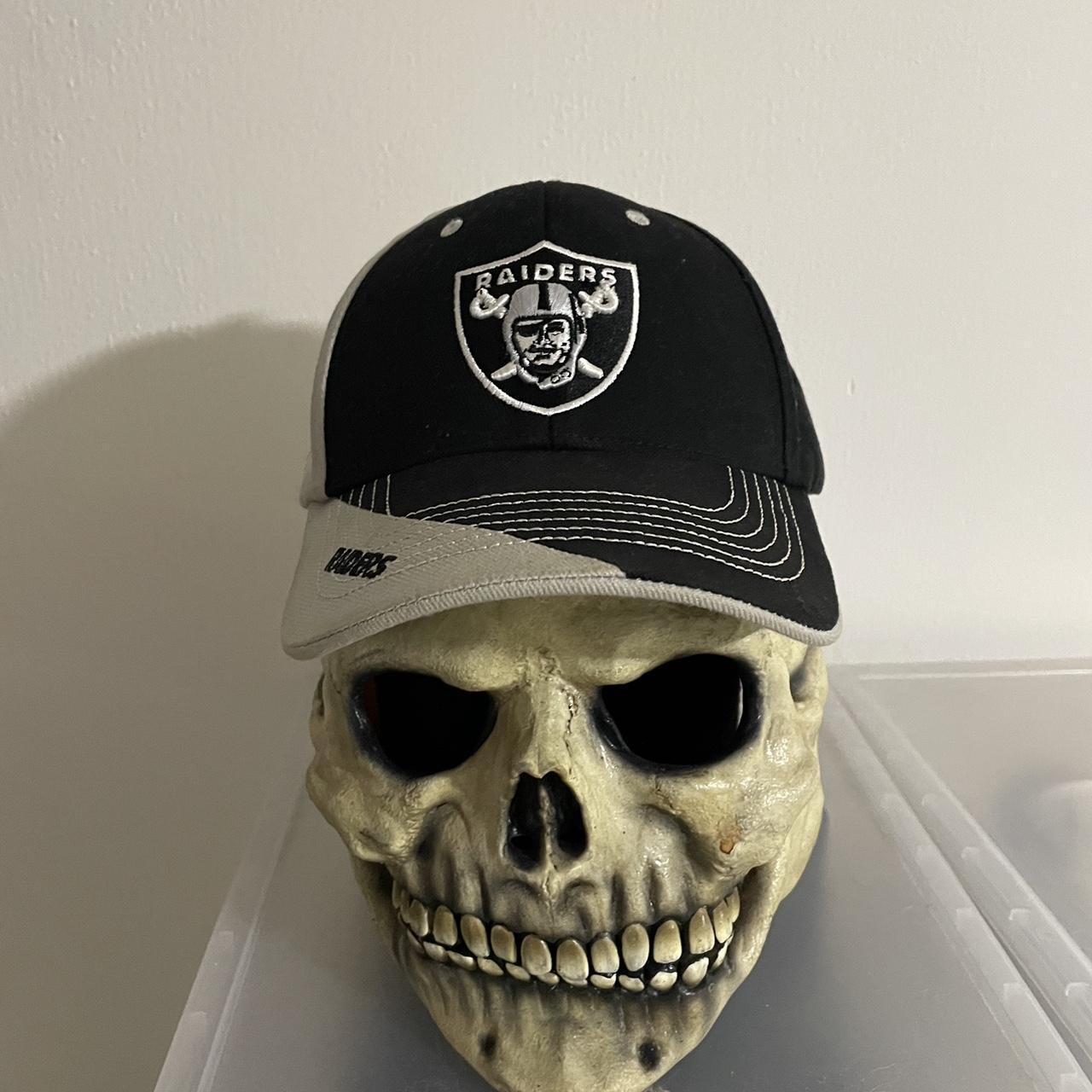 lv raiders skull cap