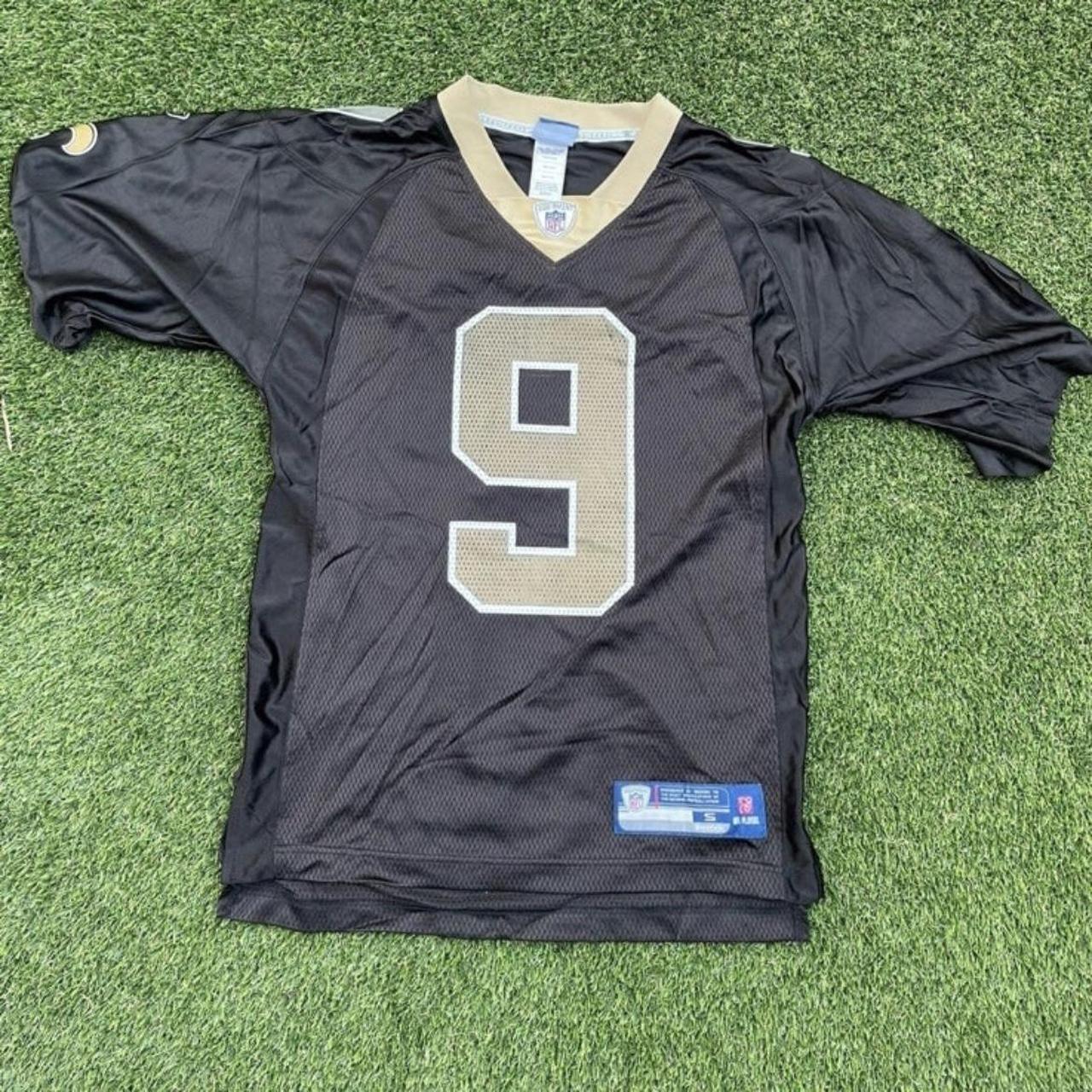 Reebok Drew Brees Jersey Boys XL Mens M New Orleans - Depop