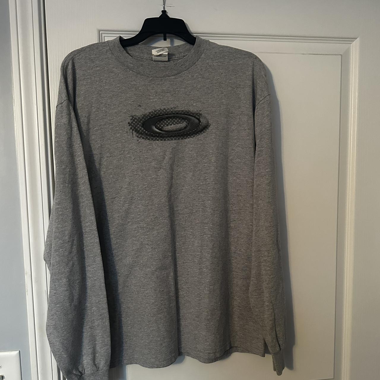 Y2K Oakley Long Sleeve Shirt Size Large Grey... - Depop