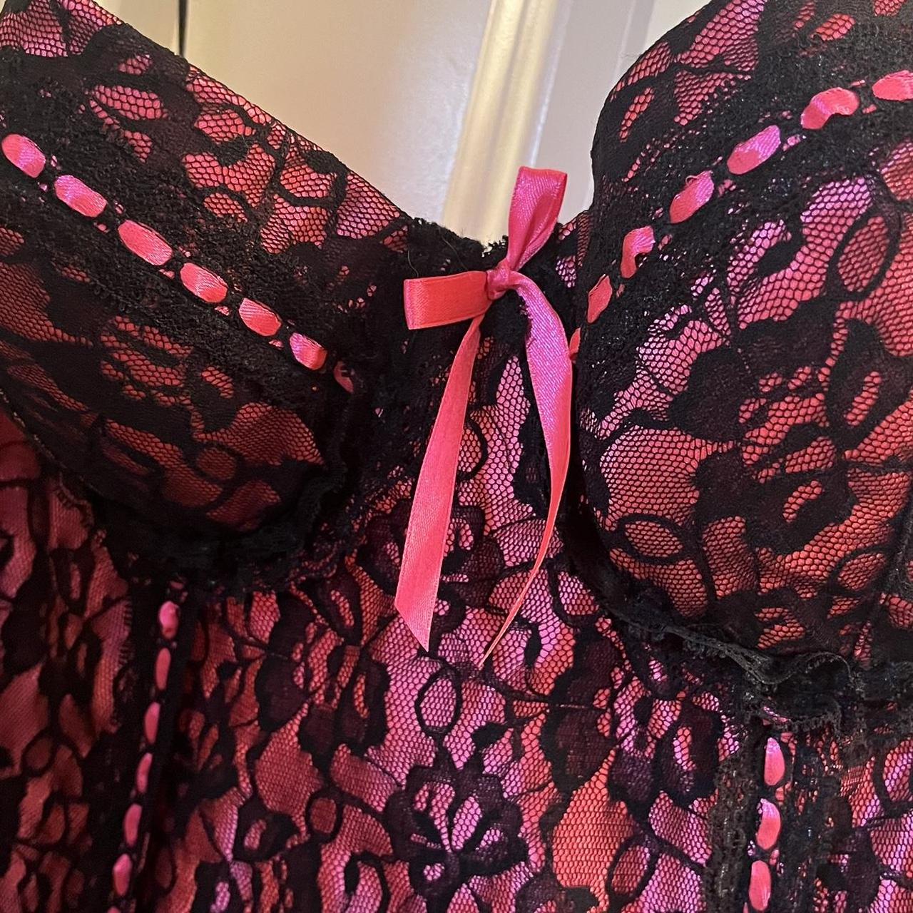 💔 Ti Amo 💔 peony pink and black lace bra Size - Depop