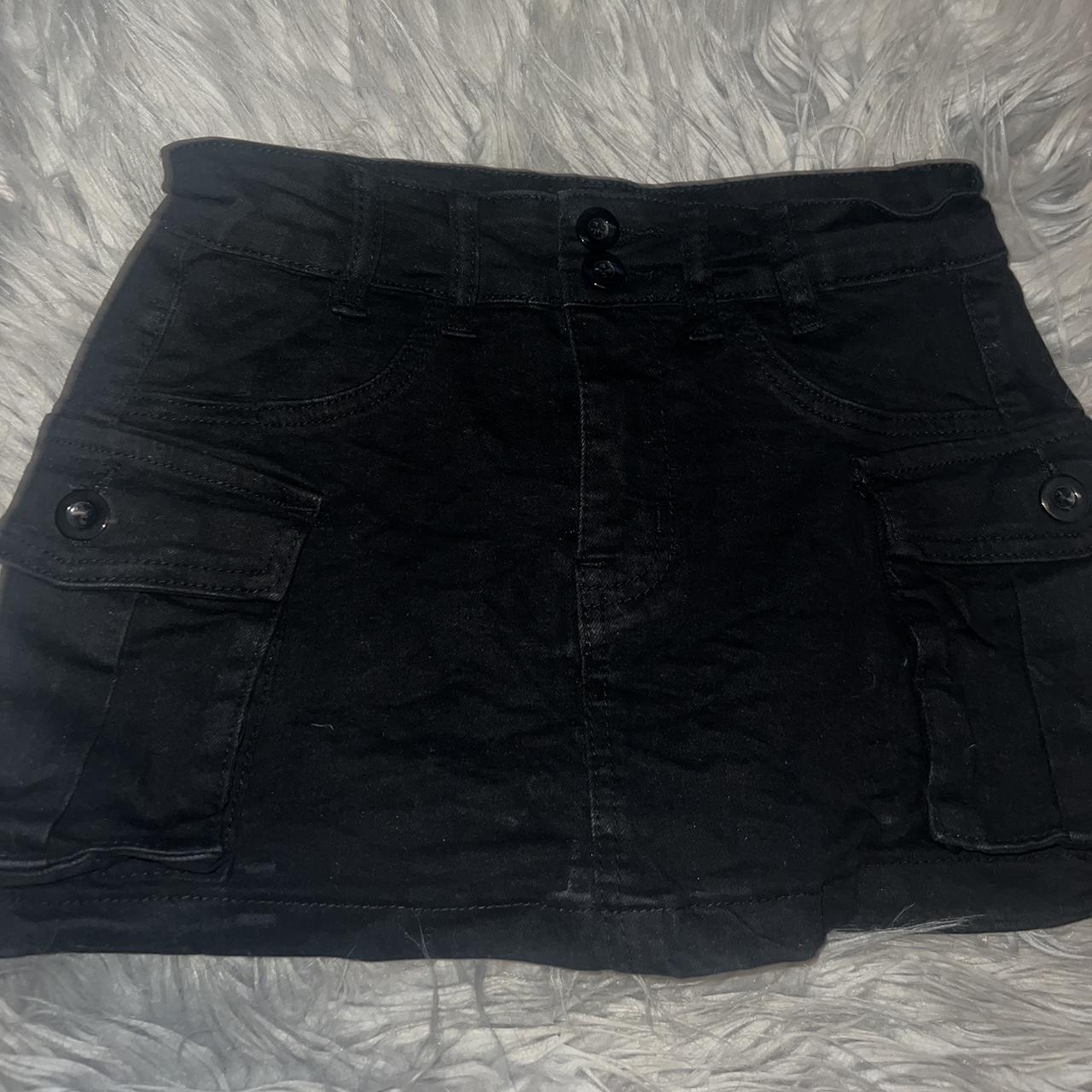 Black cargo skirt wore once Size xs Can be... - Depop