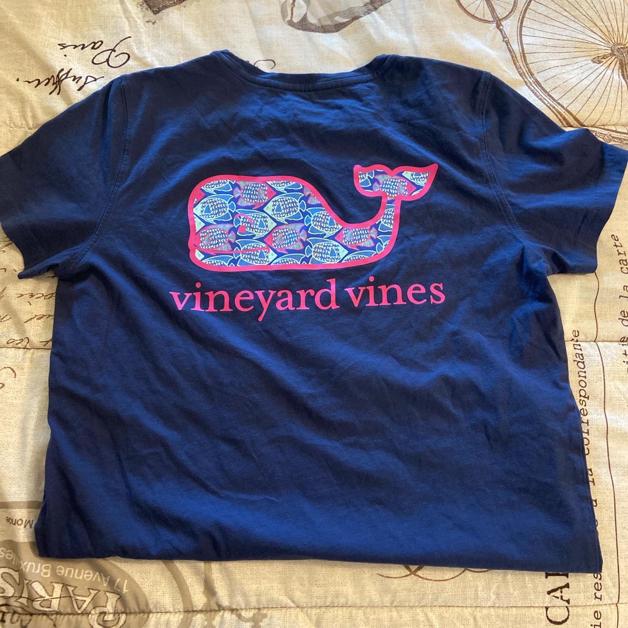 Vineyard Vines Women's T-shirt | Depop