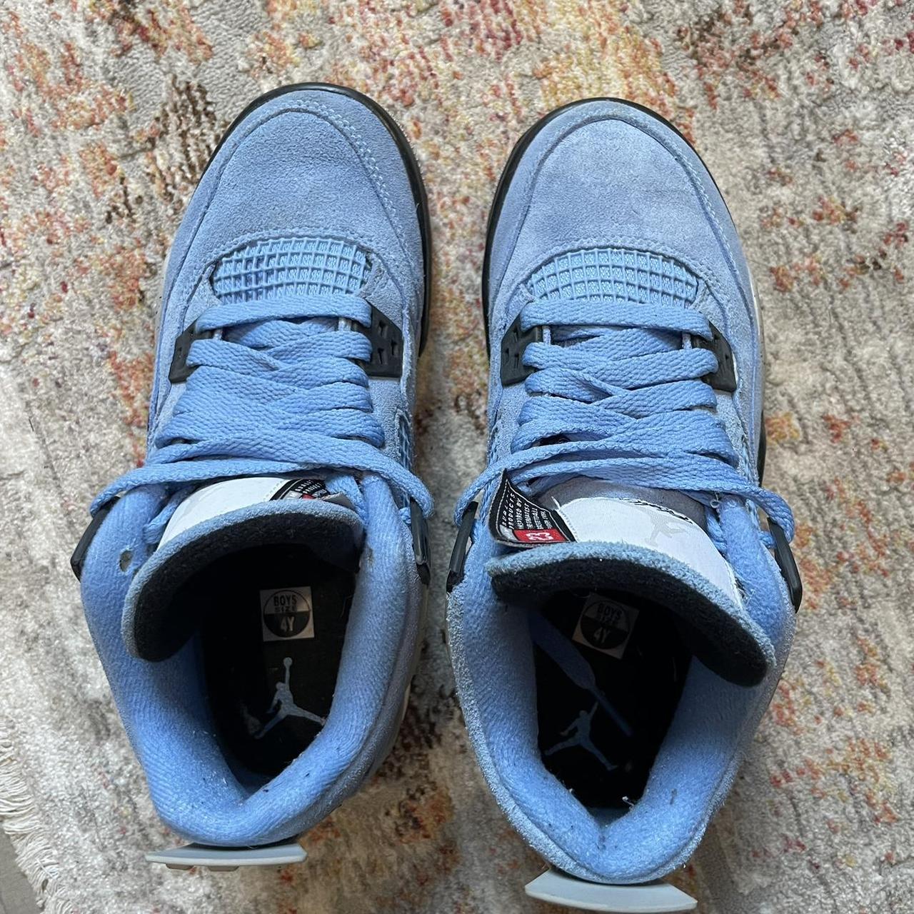 footlocker jordan 4 unc