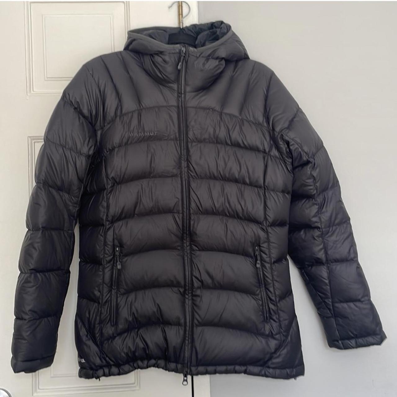 Mammut Kahiltna puffer down jacket - Depop