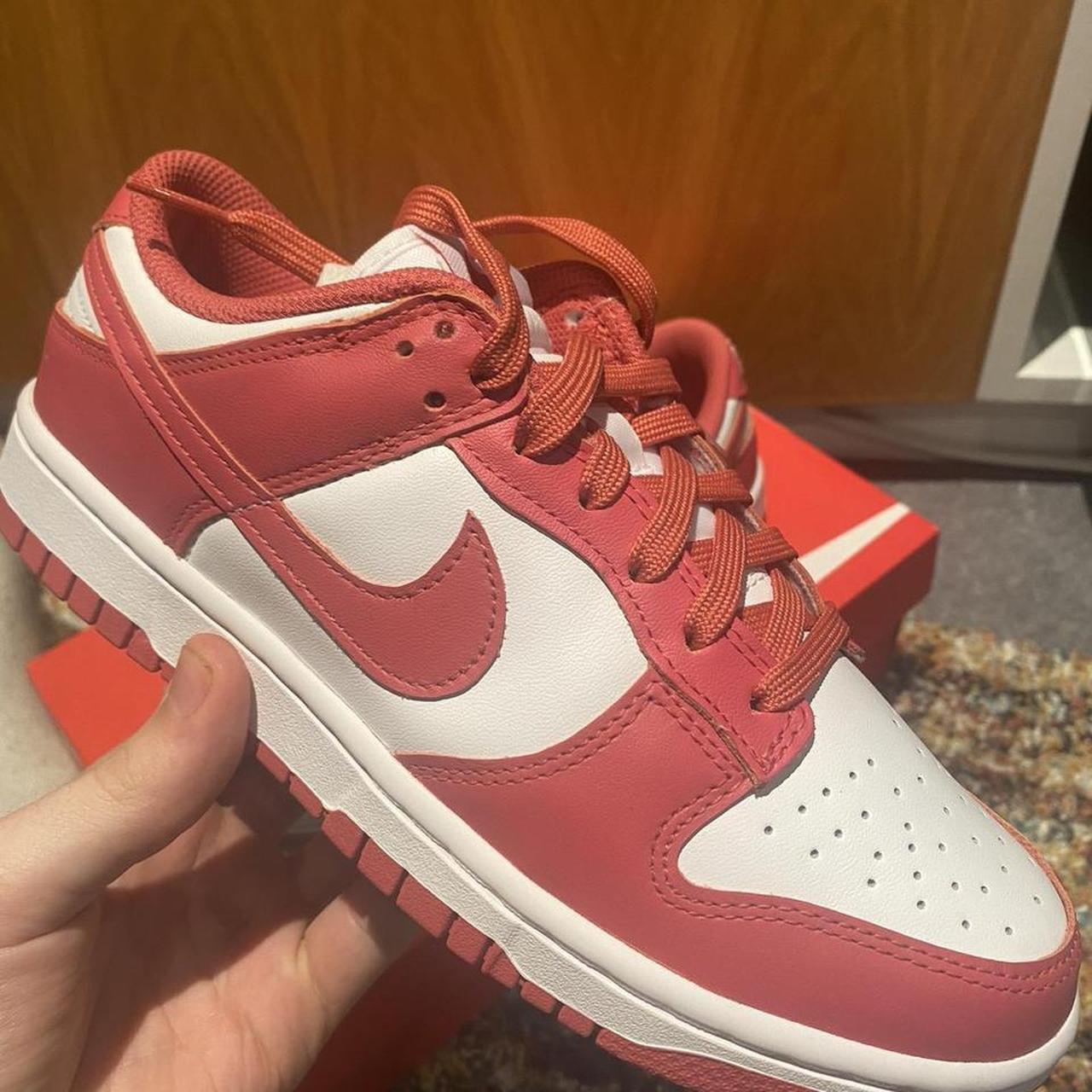 archeo pink low dunks