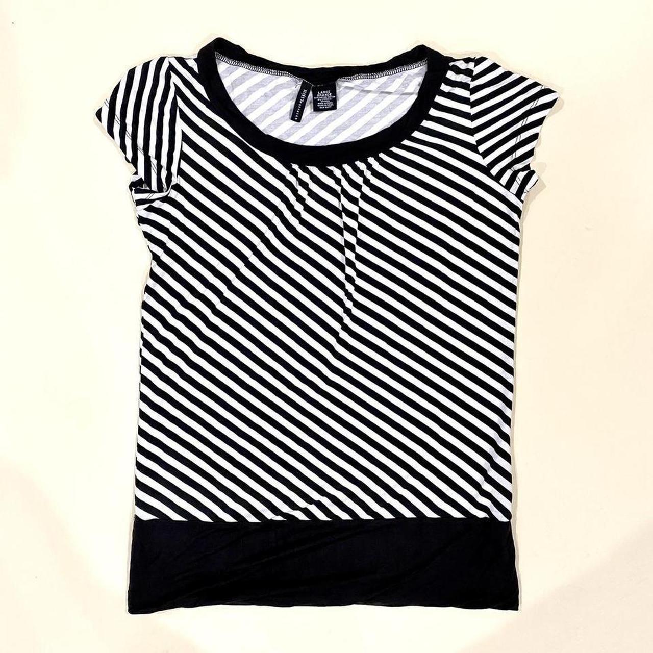 women-s-black-and-white-top-depop