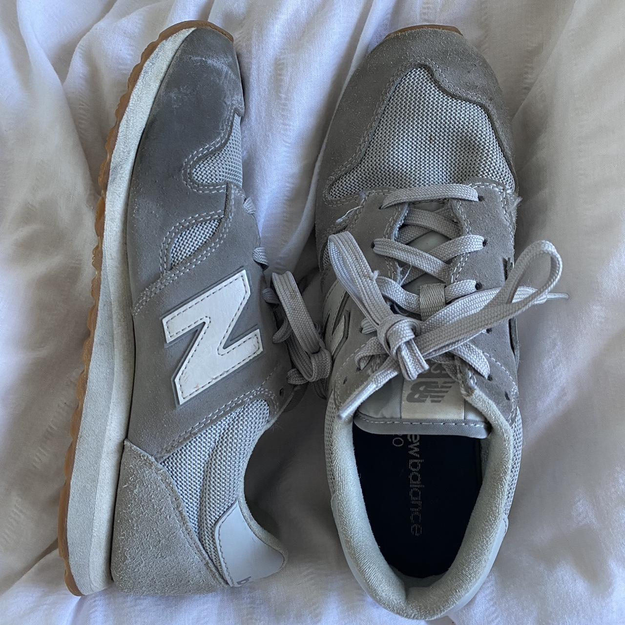 New balance 520 US 7 Uk 6.5 SUCH cute shoes. Depop