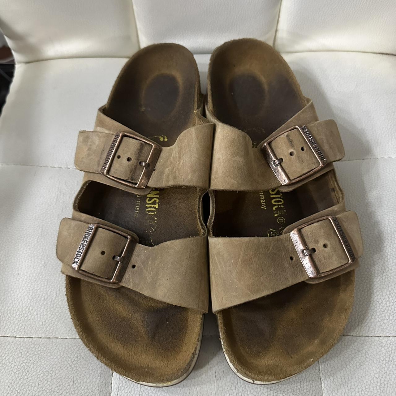 Tan Birkenstocks , haven’t worn in super long time.... - Depop