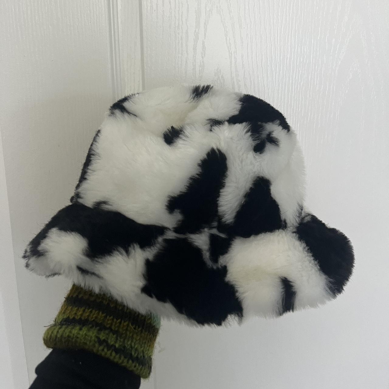 Women's Cow Print Faux Fur Bucket Hat