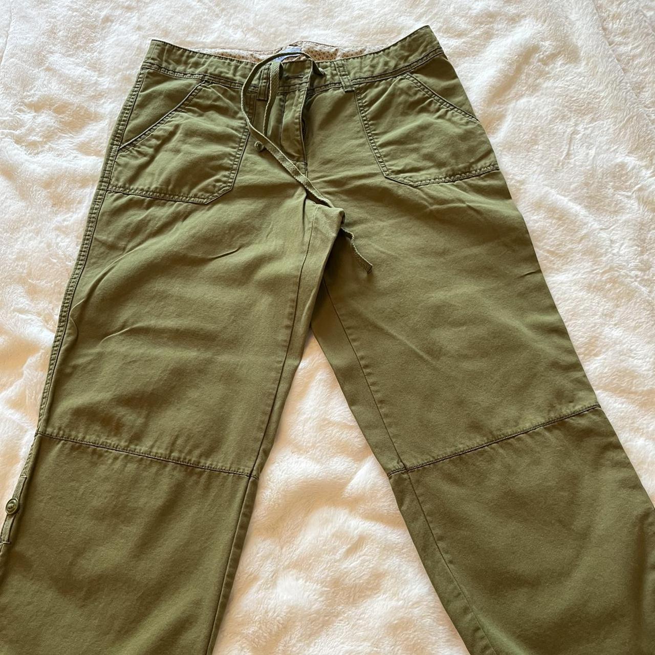 Izod Women's Green Trousers | Depop