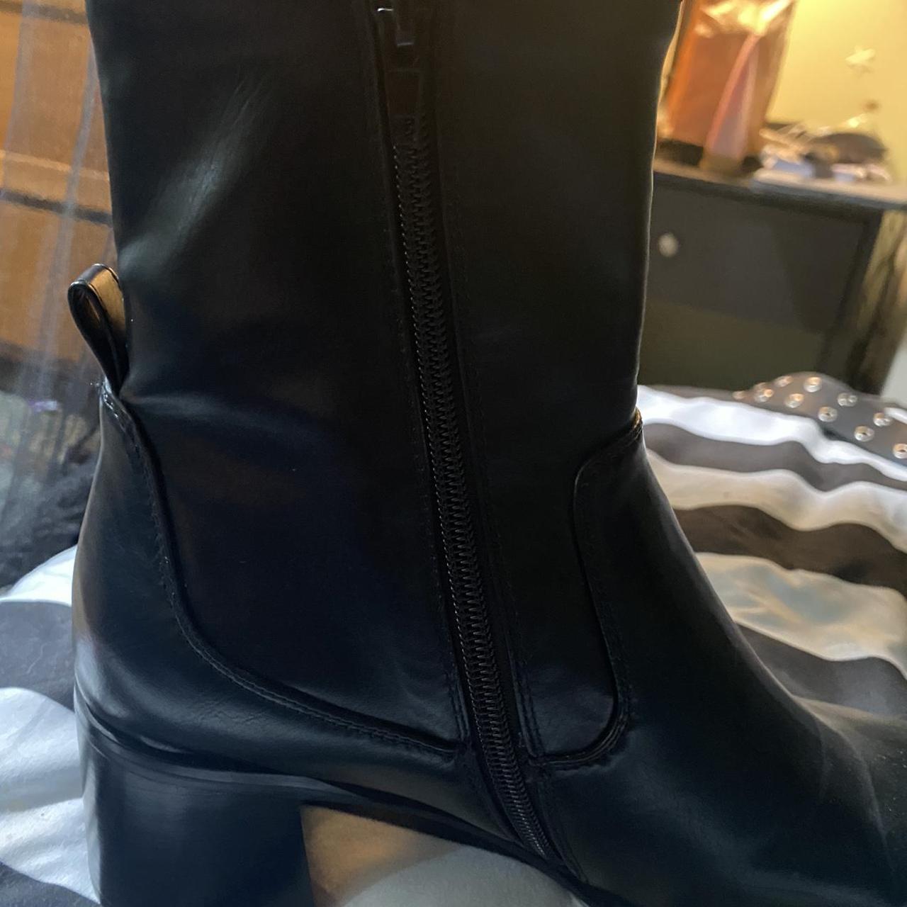 jeffrey cambell black boots! soooo cute and in... - Depop