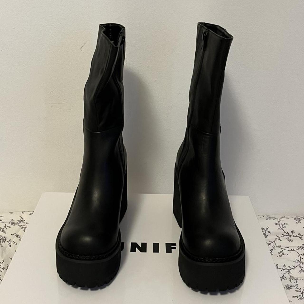 item listed by mvntst