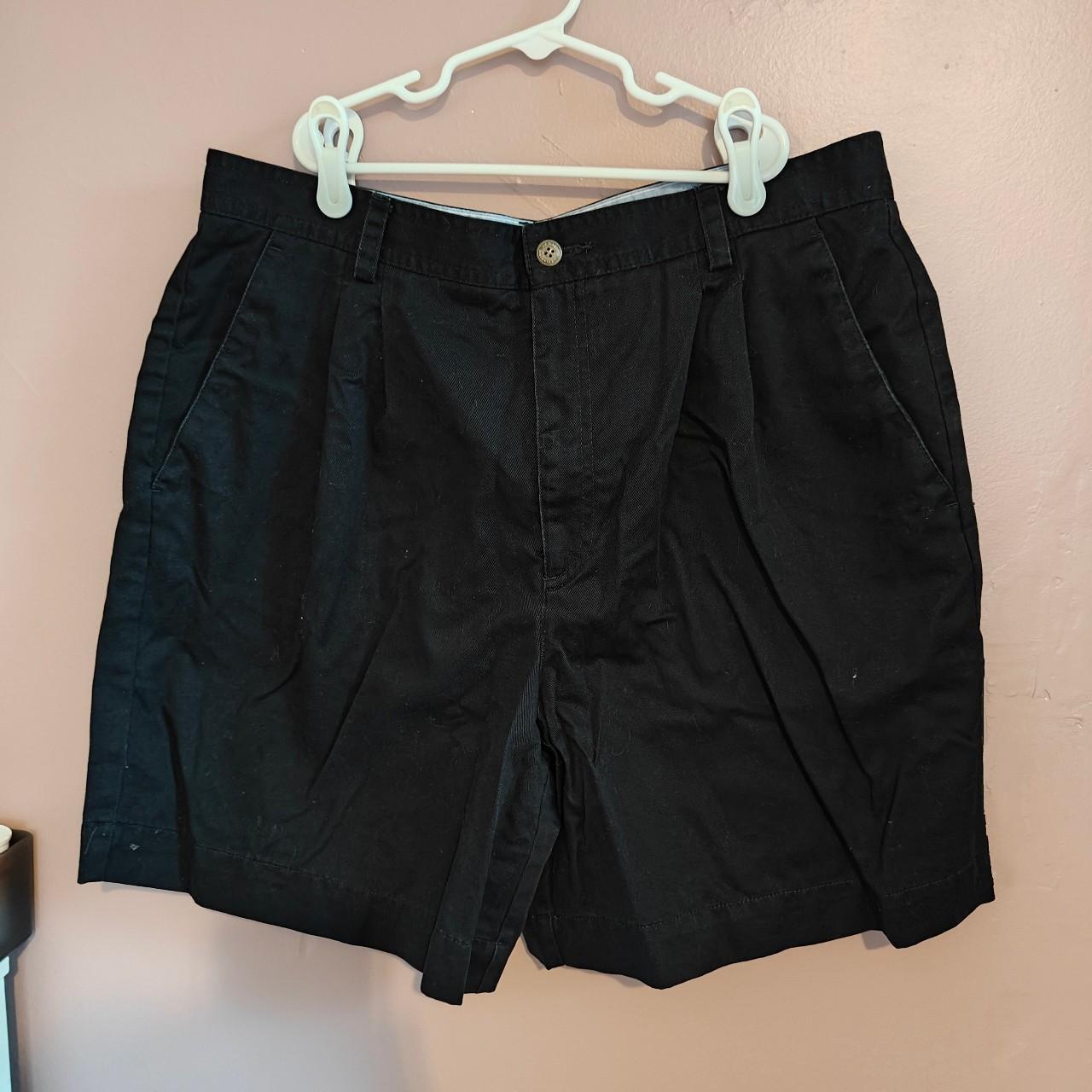 Petite pleated early 2000s Liz Claiborne shorts