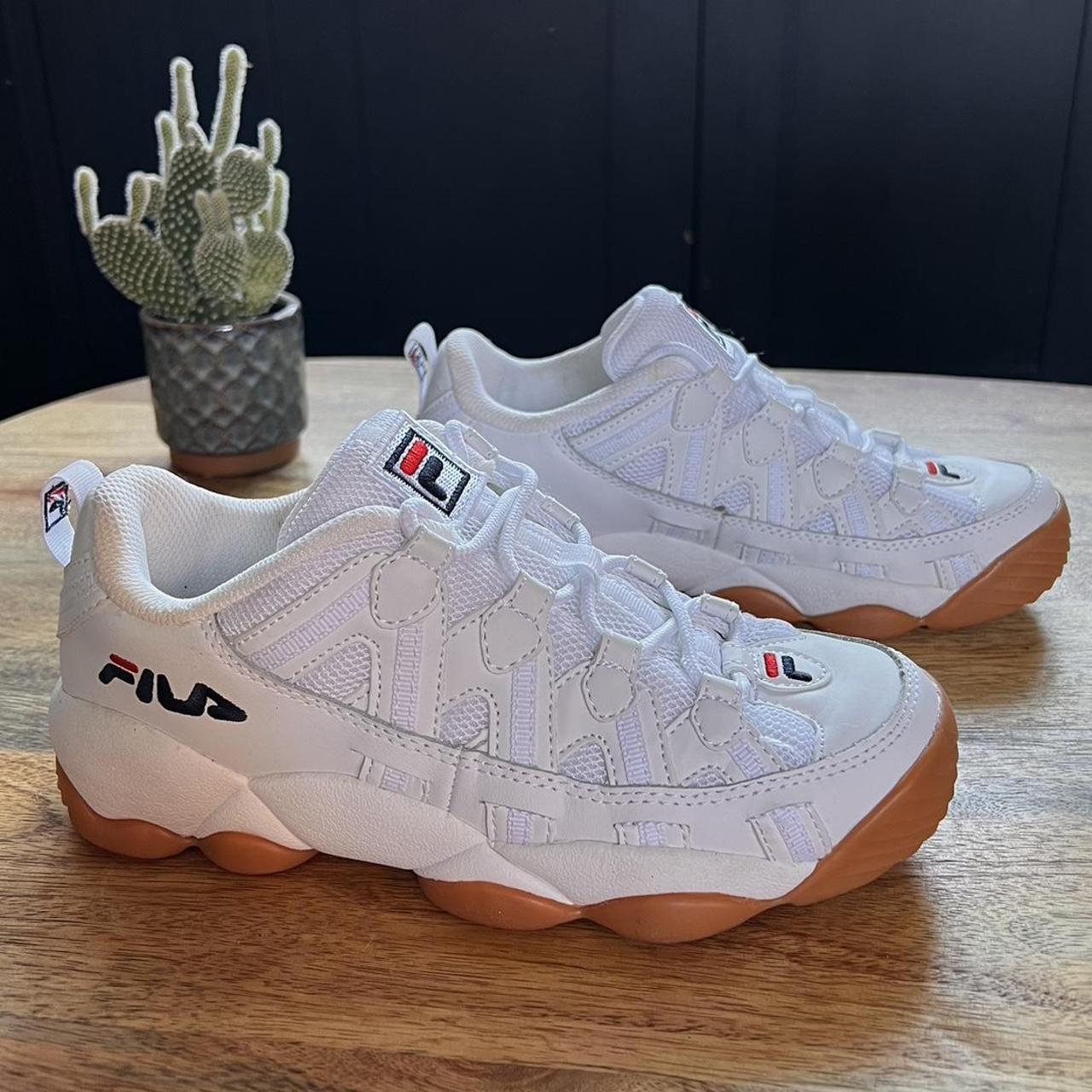 Fila spaghetti clearance low tan shoes