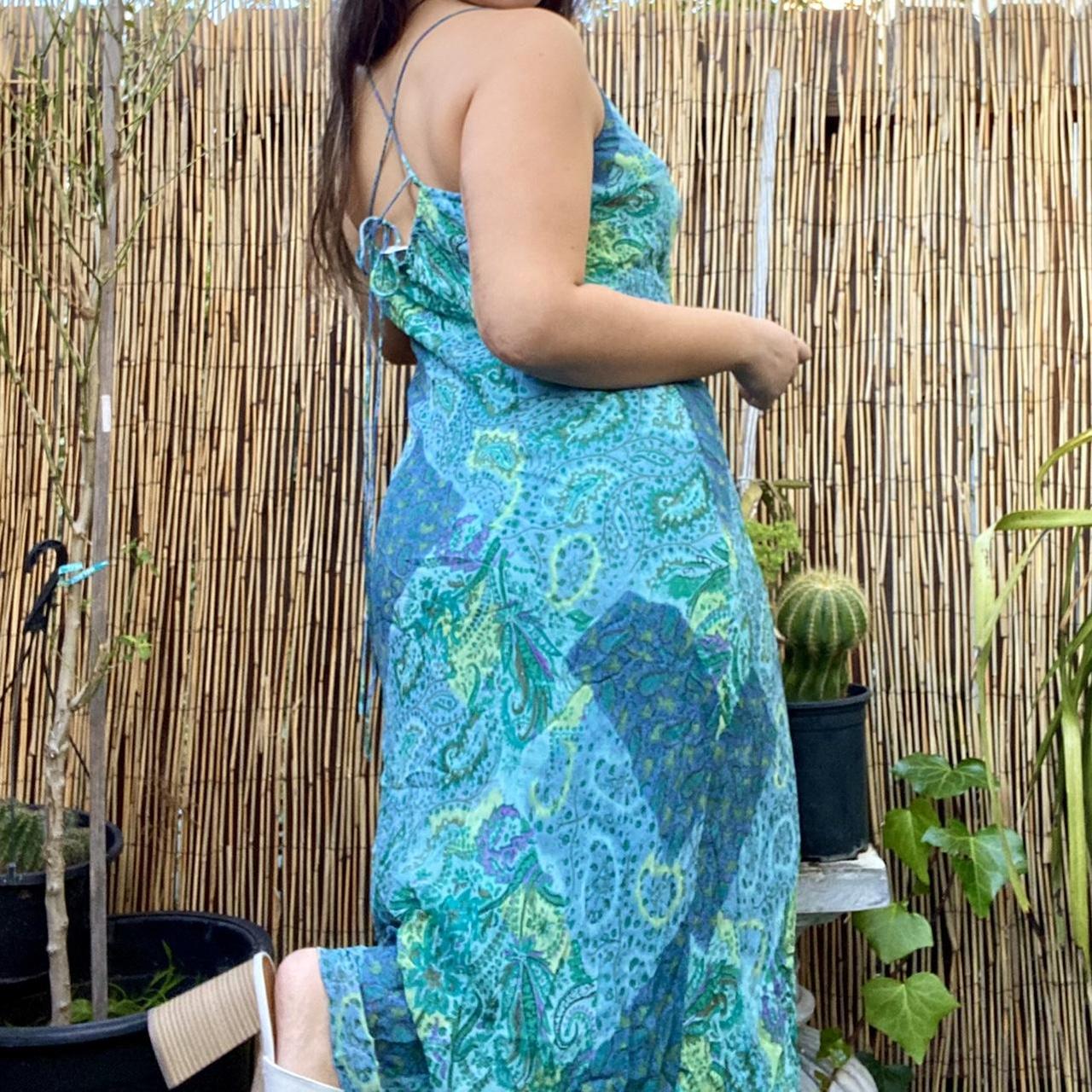 Boutique La Vie en Rose Women's Blue and Green Dress Depop